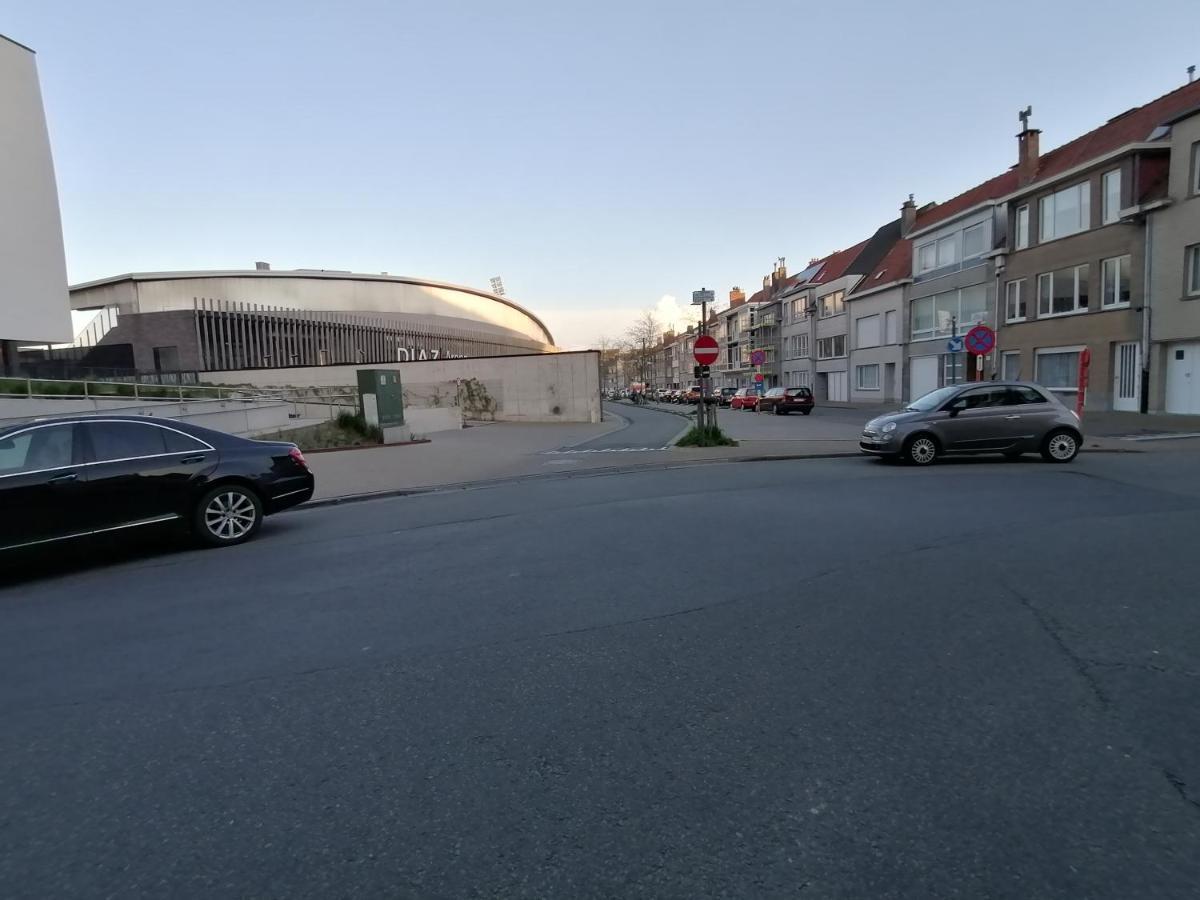 Bartine - Modern And Spacious Flat Near The Sea, Free Parking Space Oostende Exterior foto