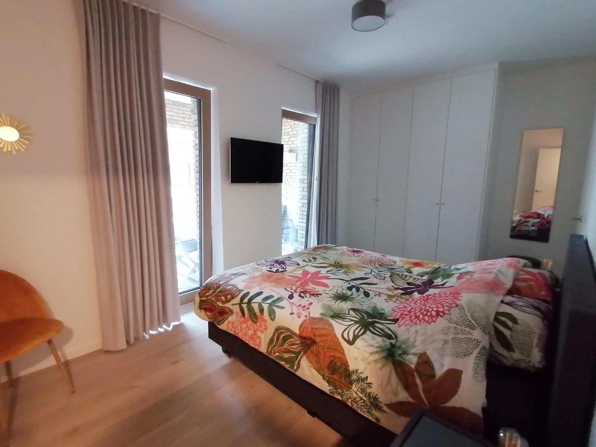 Bartine - Modern And Spacious Flat Near The Sea, Free Parking Space Oostende Exterior foto